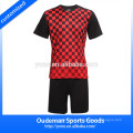 Maillot de football fait sur commande de mode sec de 2017, customisez l&#39;uniforme de maillot de football fabriqué en Chine